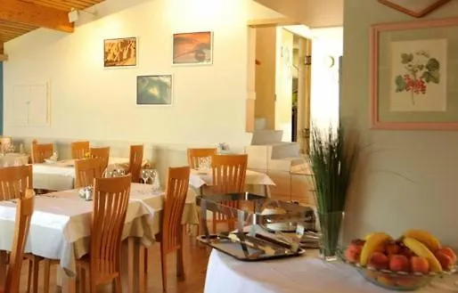 Hotel Palais Des Fleurs Restaurant La Cremaillere Aix-les-Bains