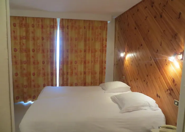 Hotel Palais Des Fleurs Restaurant La Cremaillere 3*