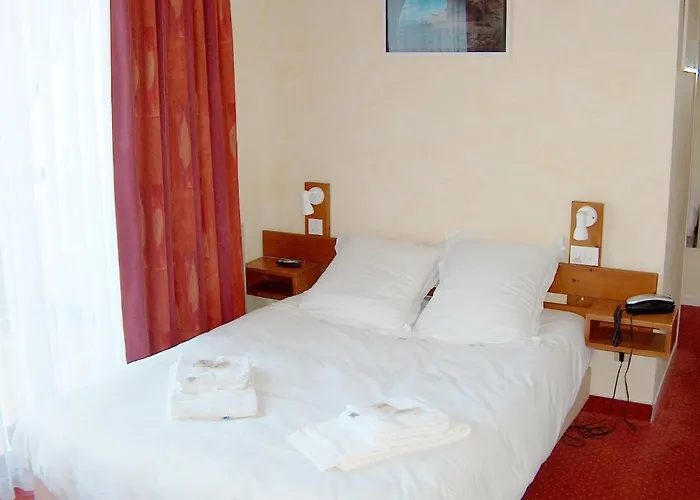 Palais Des Fleurs Restaurant La Cremaillere Hotel 3*