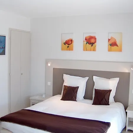 Palais Des Fleurs Restaurant La Cremaillere Hotel 3*