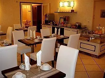 Palais Des Fleurs Restaurant La Cremaillere ホテル
