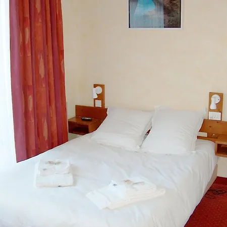 Palais Des Fleurs Restaurant La Cremaillere Hotel 3*